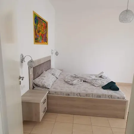 Viva Golem 4 Apartment *
